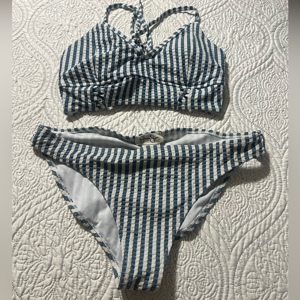 Jessica Simpson bikini